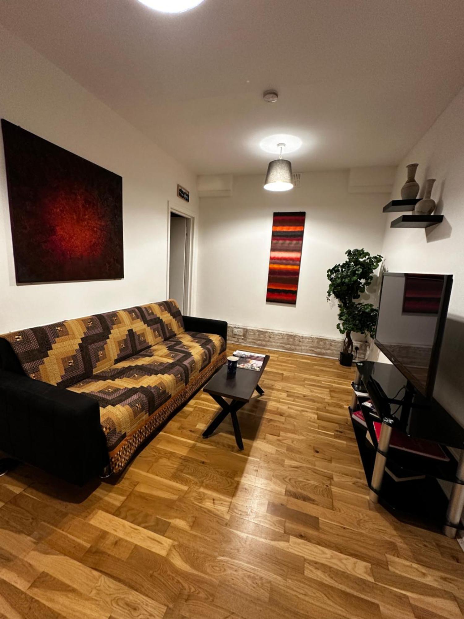 Charming 1-Bedroom Apartment Southfields, Λονδίνο Εξωτερικό φωτογραφία