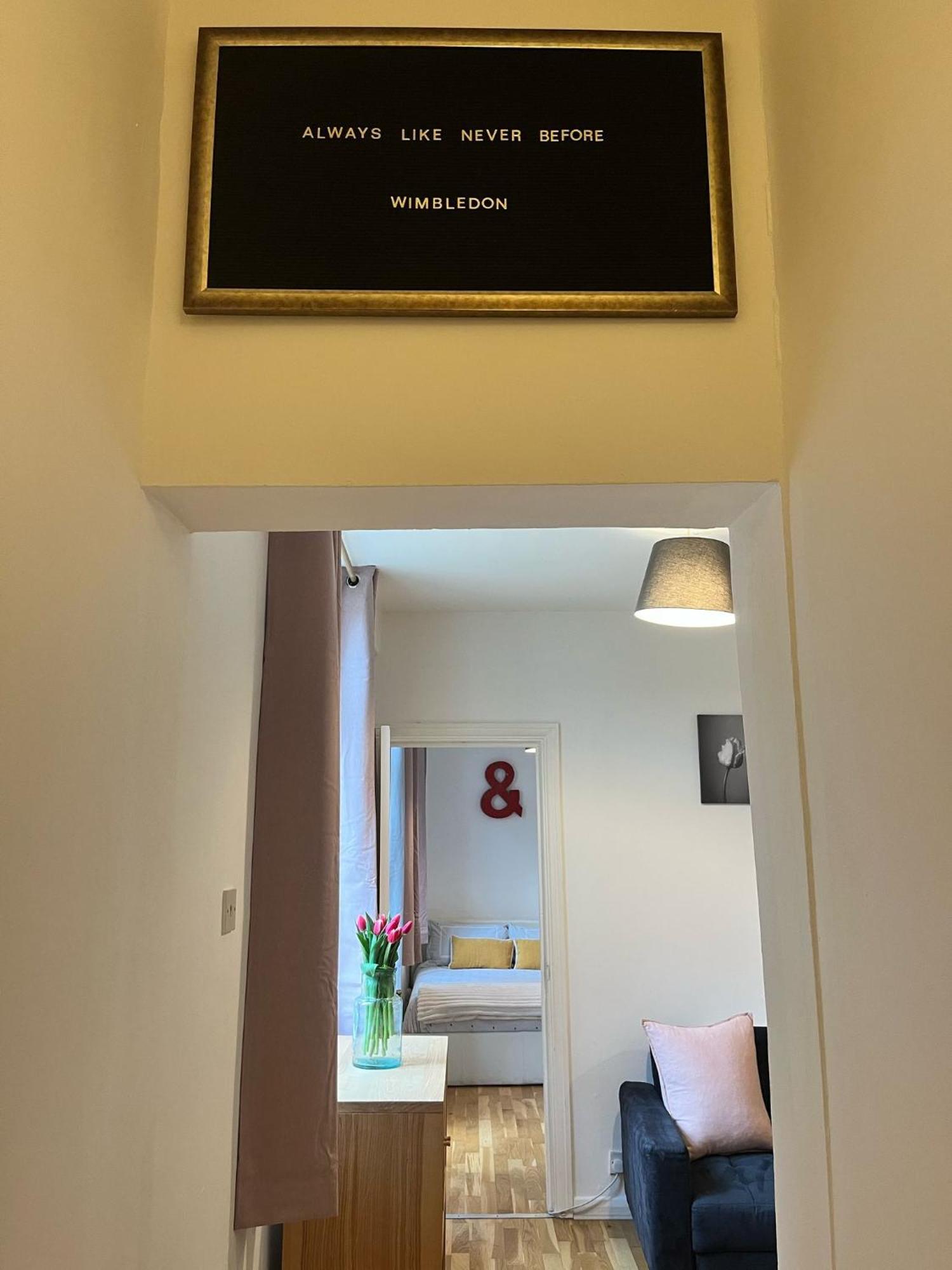 Charming 1-Bedroom Apartment Southfields, Λονδίνο Εξωτερικό φωτογραφία